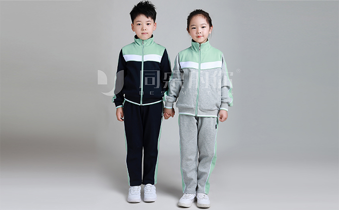 品牌校服定制厂家的售后服务重要吗?