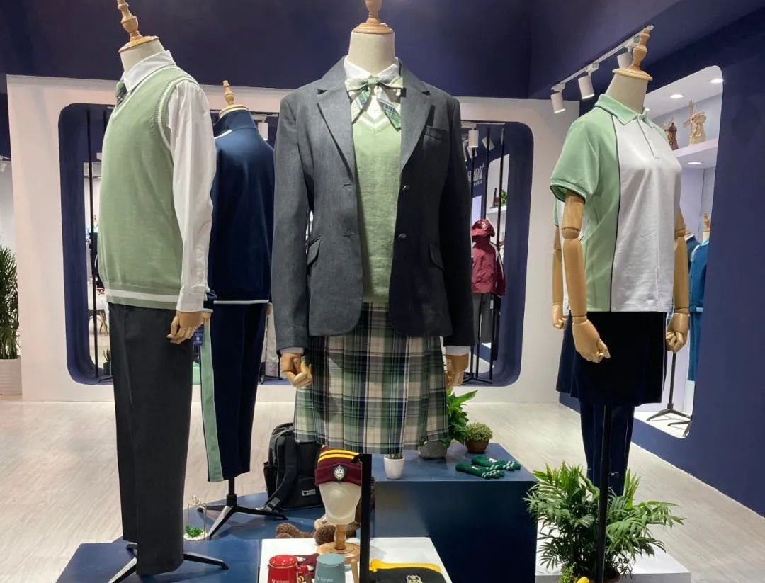 中学生校服款式有哪些分类？