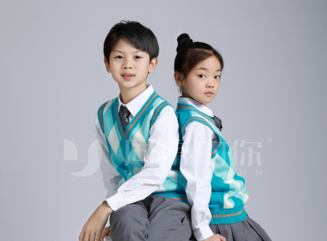 小学校服设计要求