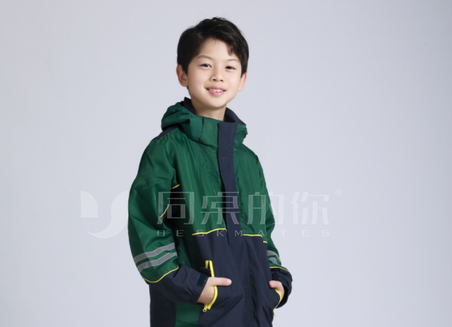 小学生冬季定制校服