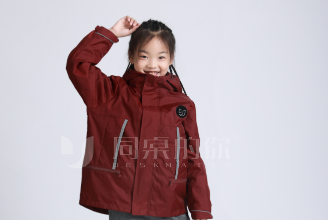 小学生冲锋衣校服 小学生冲锋衣校服