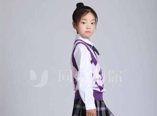 小学生校服女生款式有哪些？