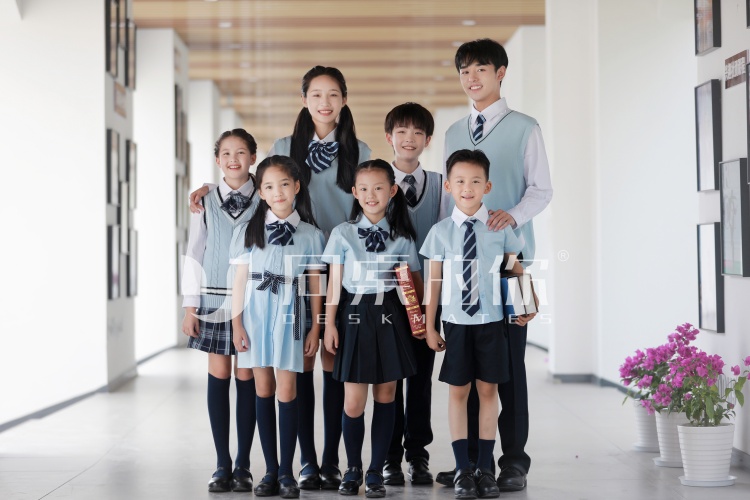 江苏中小学生校服定制厂家选择指南