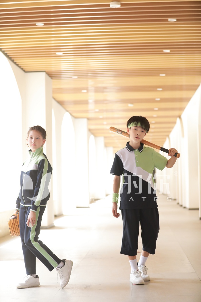 圣澜服饰带你了解江苏中高端校服定制厂家
