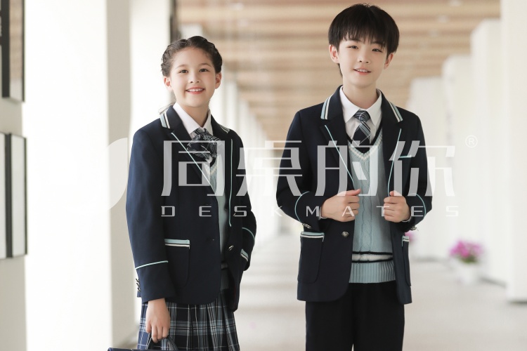 江苏校服定制厂家解析校服定制的价格和哪些因素有关