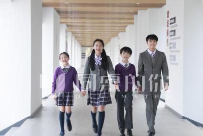 哪些区域适合做校服代理生意，应具备什么条件