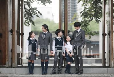 校服批发采购时，校服正装、POLO衫校服的面料对比